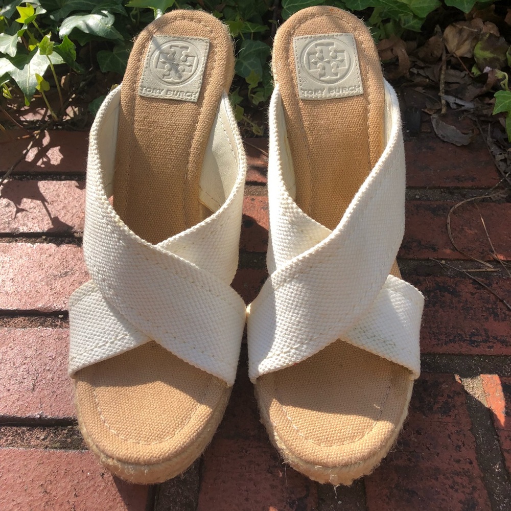 **SOLD**NW Tory Burch Wedges***